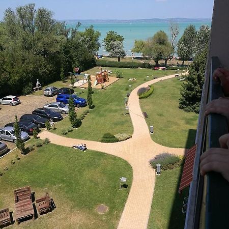 Hanga Apartman Siofok Luaran gambar