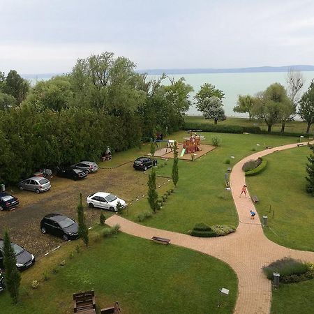 Hanga Apartman Siofok Luaran gambar